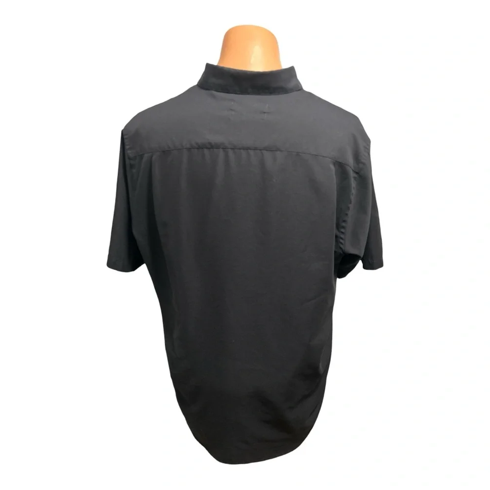 Murano Black Sueded Button Up Short Sleeve Shirt Casual Pocket Men’s Size Large.